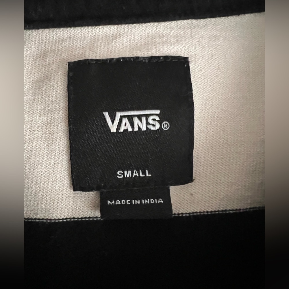 Adult Small Unisex Vans Pride Shirt. Heavy weight. Only worn twice. - Picture 3 of 3